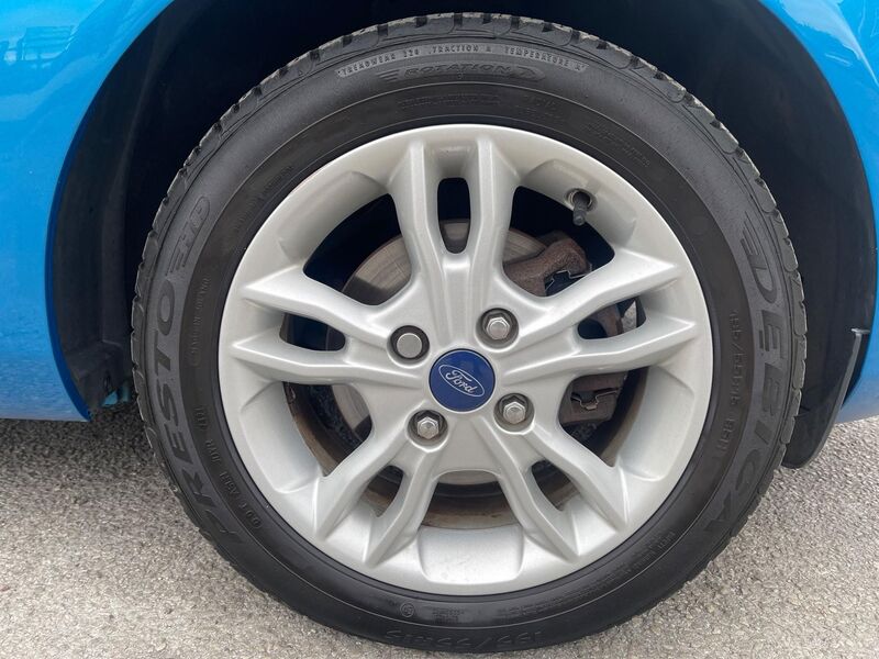 FORD FIESTA