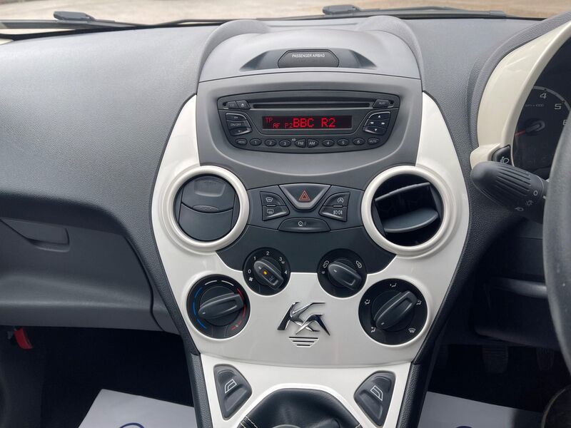 FORD KA