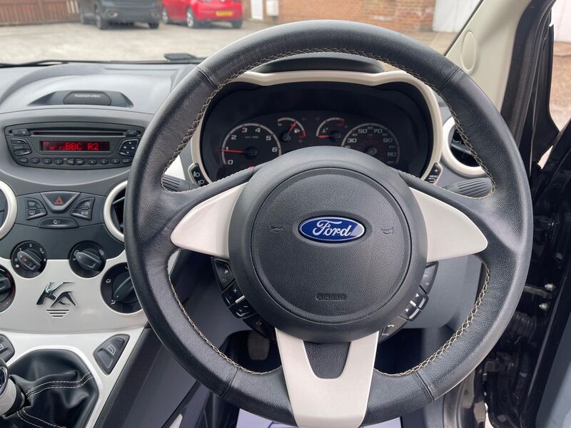 FORD KA