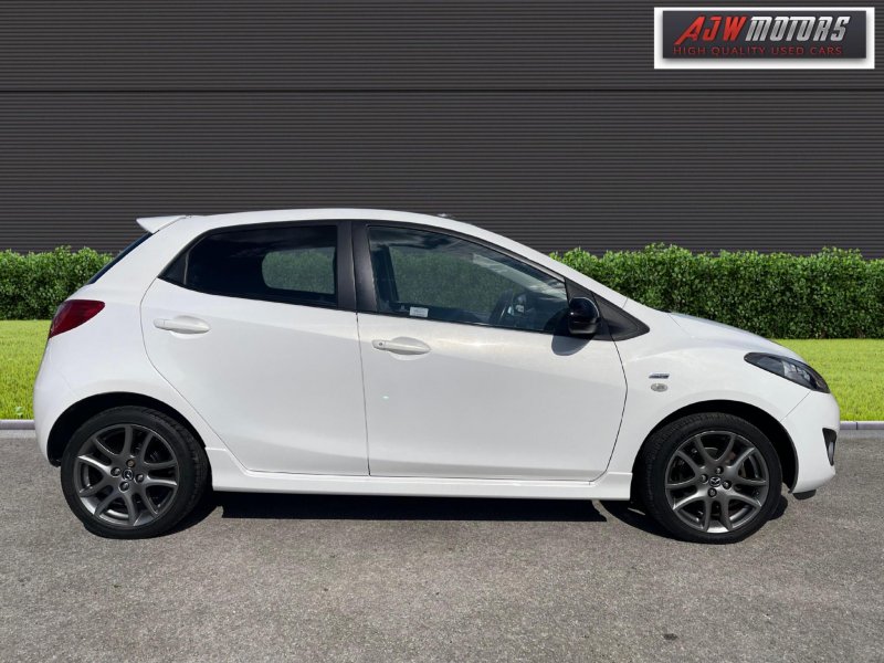 MAZDA MAZDA2