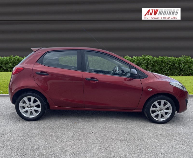 MAZDA MAZDA2