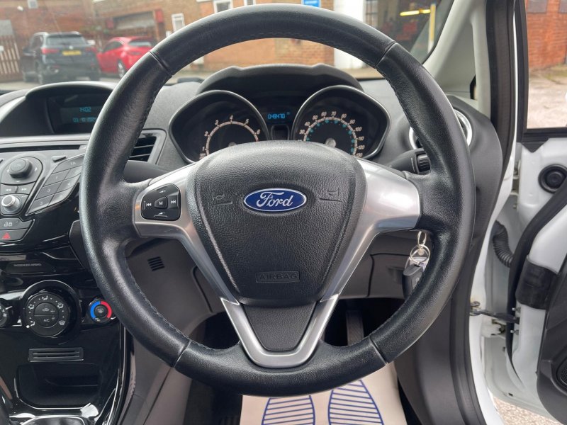 FORD FIESTA