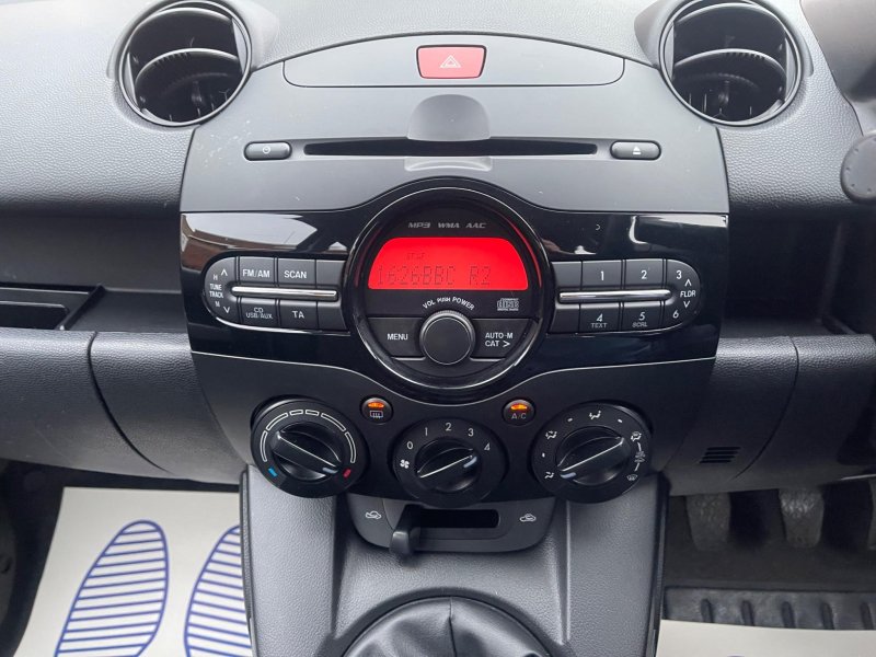 MAZDA MAZDA2