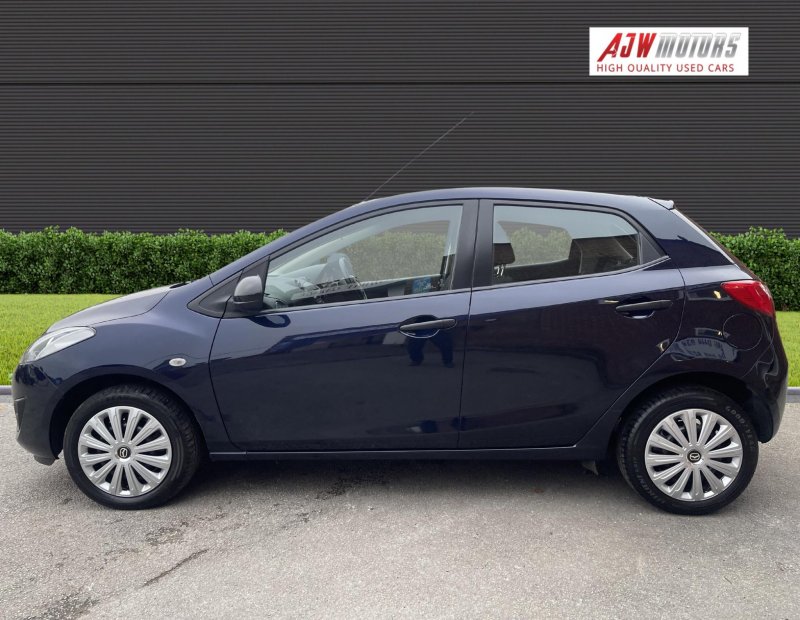 MAZDA MAZDA2