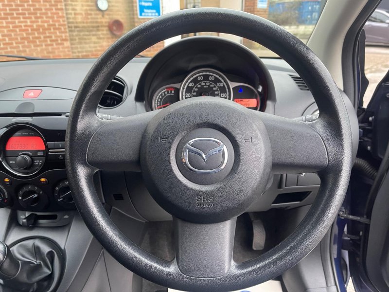 MAZDA MAZDA2