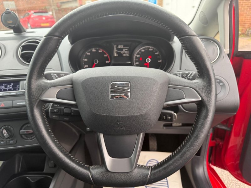 SEAT IBIZA