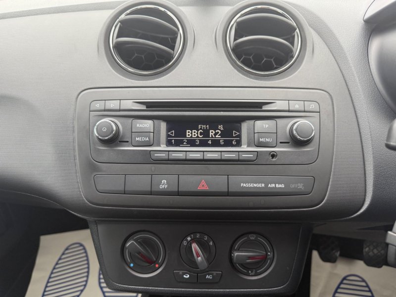 SEAT IBIZA
