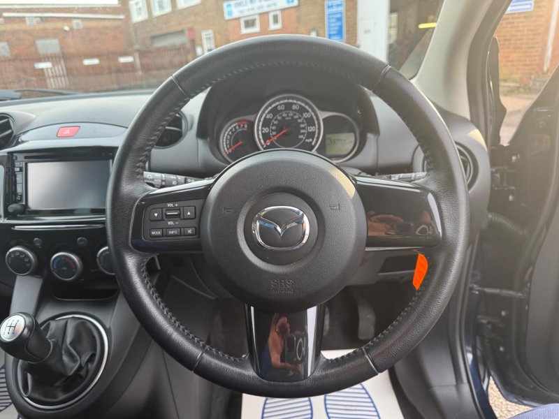 MAZDA MAZDA2