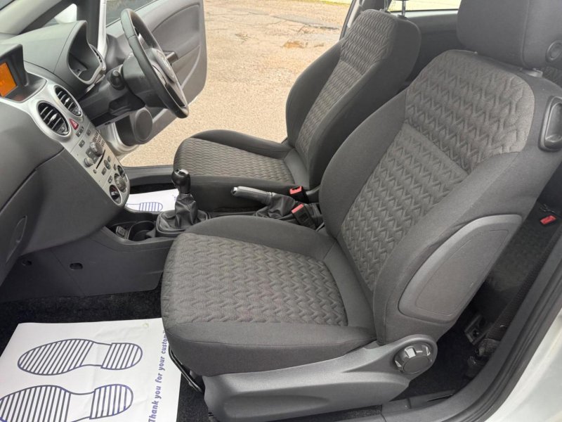 VAUXHALL CORSA
