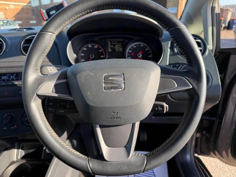 SEAT IBIZA