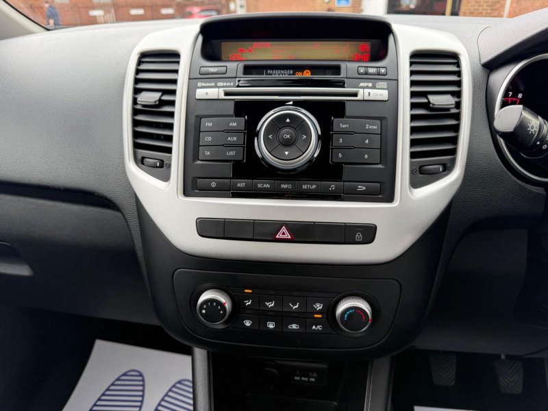 KIA VENGA
