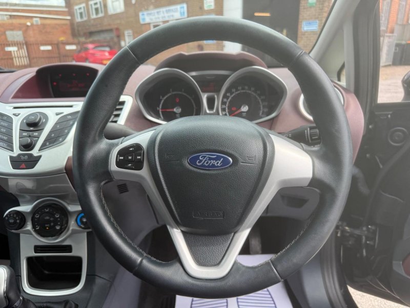 FORD FIESTA